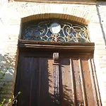 Chateau De Pensión