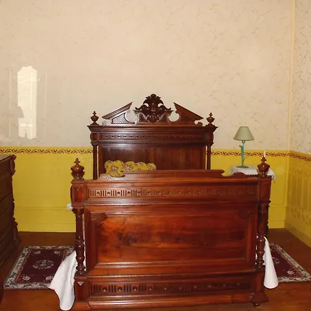 Chateau De 3* Vallègue