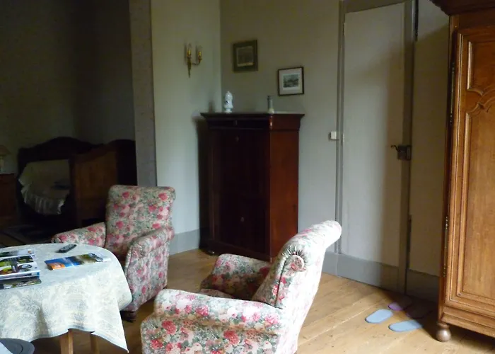 بيت ضيافة Chateau De Vallègue