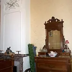 Chateau De Guest house