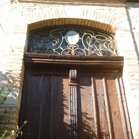 Chateau De 게스트하우스