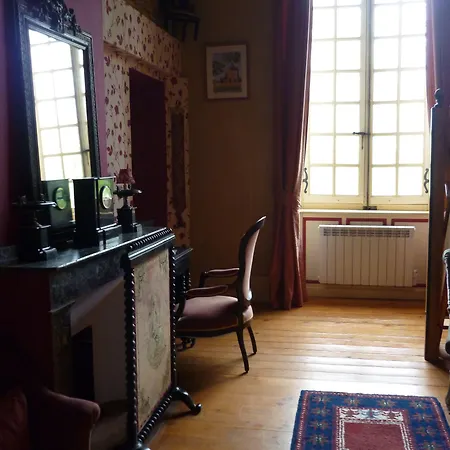 Chateau De Pensión 3*