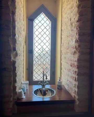Chateau De Konukevi 3*