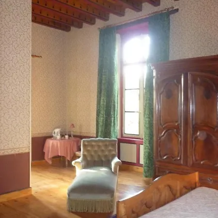 Konukevi Chateau De