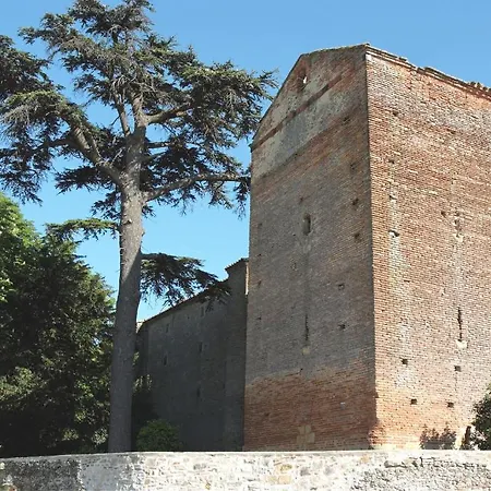 Chateau De Pensión 3*