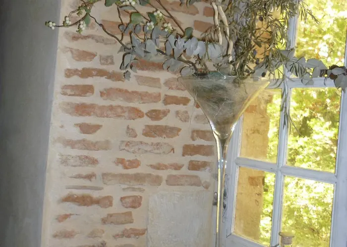 Guest house Chateau De 3*