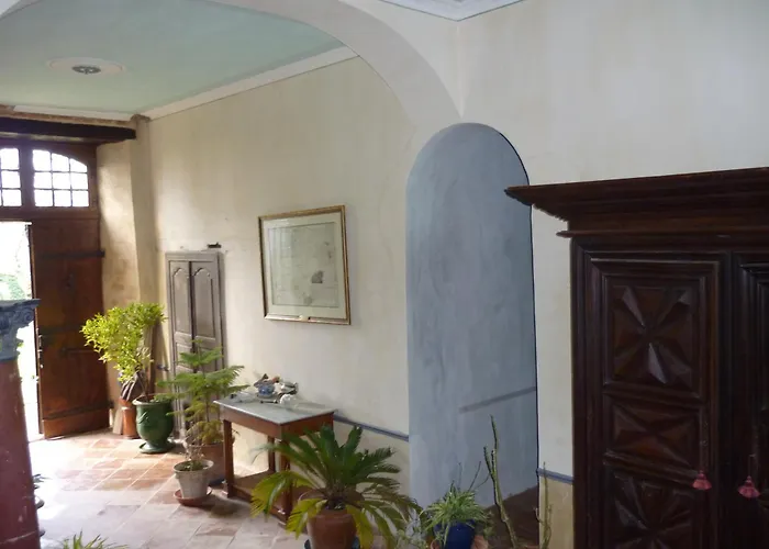 Chateau De Guest house 3*