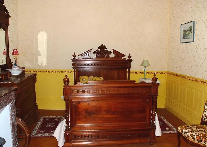 Chateau De 3* Vallegue