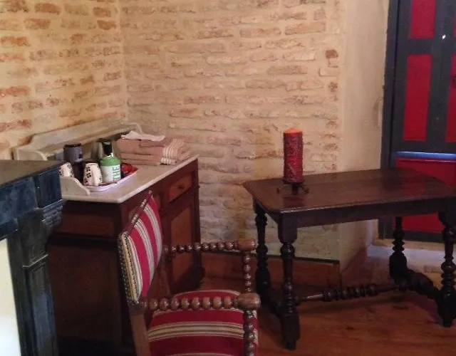 Guest house Chateau De